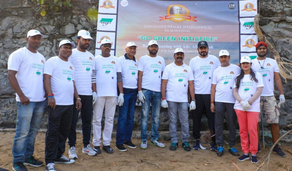 Dadasaheb Phalke International Film Festival successfully commenced their CSR Activity - 'Beach Cleaning' under the Go Green Initiative.