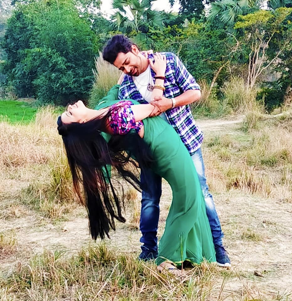 ashish singh bunty trisha khan ki bhojpuri film narsanhar shooting complete (30)