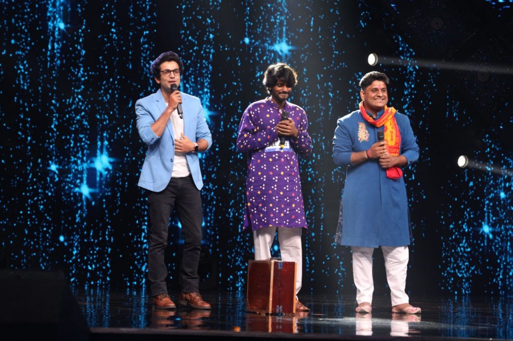 Nitin Kumar & Ankush Bhardwaj grace Indian Idol 2020, claim to be fans of contestant Sawai Bhatt